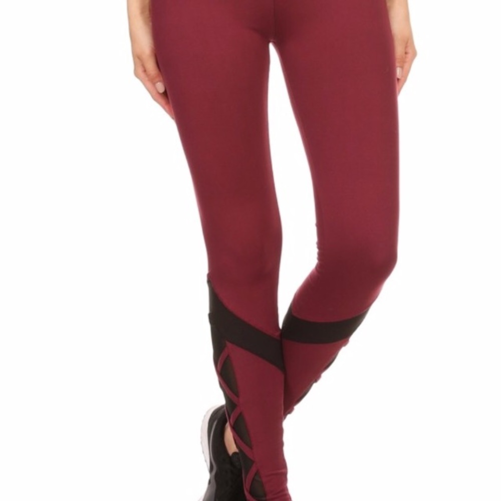 ONE LEFT! SIZE L Criss Cross Mesh Leggings - Picture 4 of 4